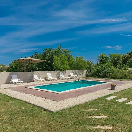 Alma By Interhome Prázdninový dům Šišan