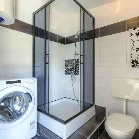 Alma By Interhome *