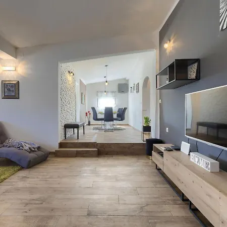 Alma By Interhome Holiday home Sisan